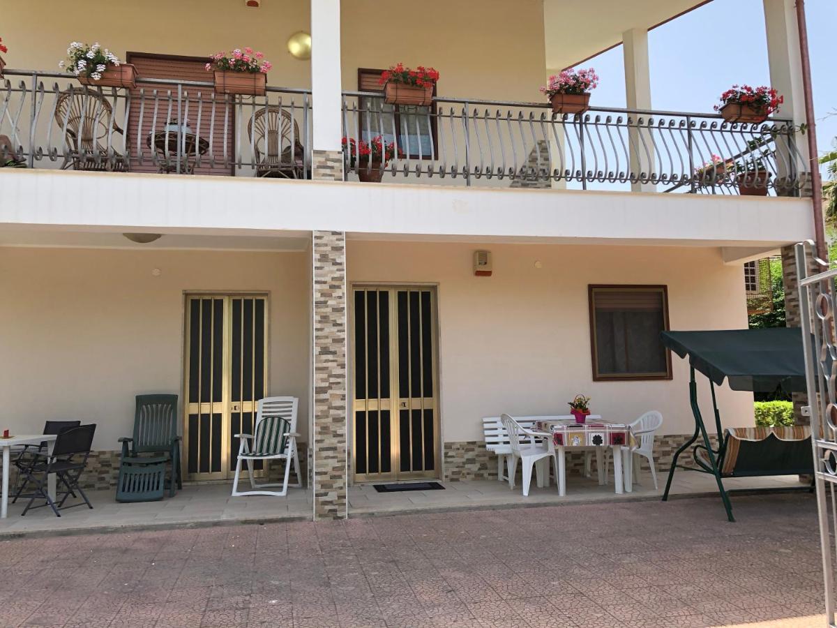 La Maison De Daniele Et Maria Apartment ฟอนตาเน บีอานเก ภายนอก รูปภาพ